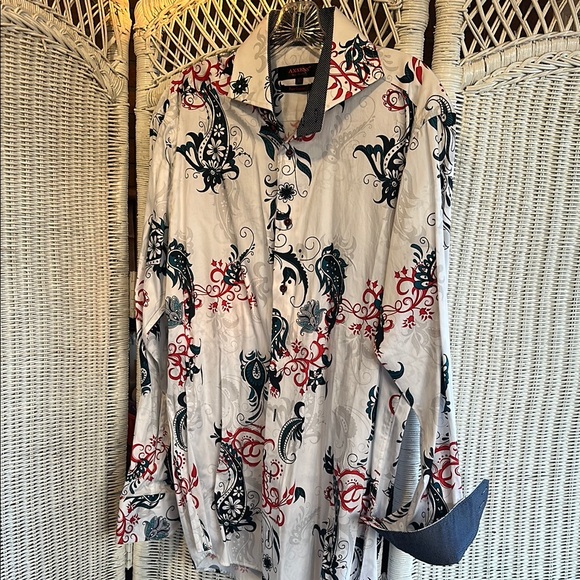 Men's Casual Button Down Shirt - Multicolor Design - Picture 1 of 4